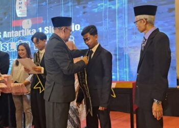 580 Siswa SMK Antartika 1 Buduran Mengikuti Wisuda ke 46 tahun 2022/2023