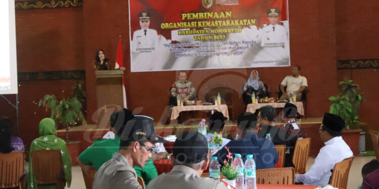 Dukung Suksesnya Pemilu 2024, Bupati Ikfina Buka Pembinaan Ormas Se-Kabupaten Mojokerto
