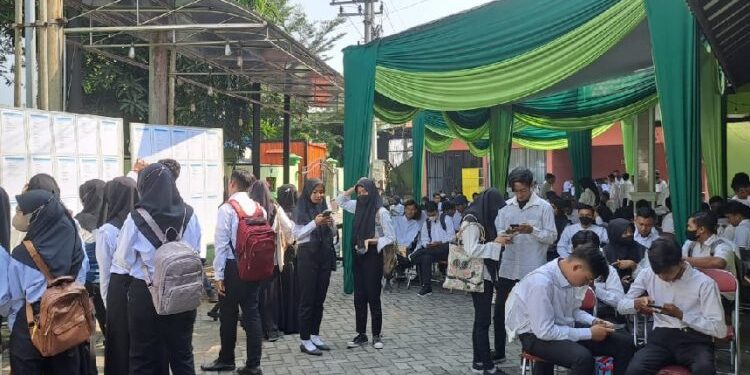 18 SMK Gelar Job Matching Bersama Langsung Diserbu Para Pencari Kerja