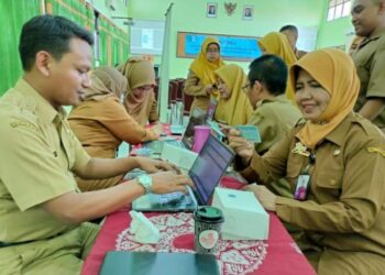 SMKN 2 Buduran Difasilitasi Aktivasi Identitas Kependudukan Digital