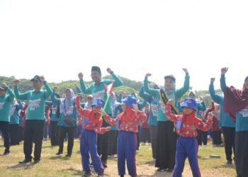 Bupati Sidoarjo Bersama Ribuan Anak PAUD Ramaikan Peringatan HAN 2023