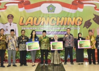 Pemkab Sidoarjo Launching Program 10 Ribu Beasiswa Tahun 2023.