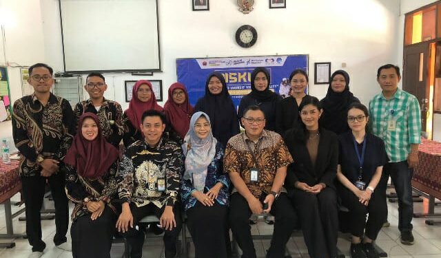 SMP Sepuluh Nopember Sidoarjo Jadi Sekolah Pilot Teknologi Imersif Virtual Reality.