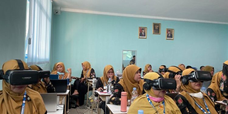 SMP Spemduta Bersama  MilleaLab Adakan Workshop Penyusunan Bahan Ajar Berbasis Teknologi VR.