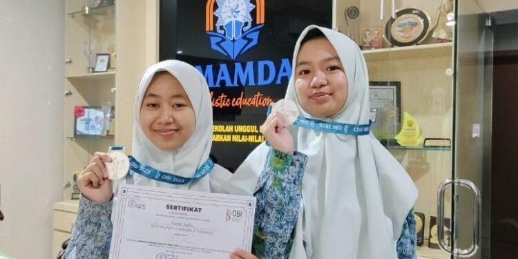 Siswi SMAMDA Sidoarjo Raih Prestasi Dalam OBI Nasional 2023 di Bandung