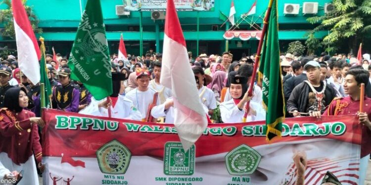 Tiga Sekolah Naungan BPPMNU Sidoarjo Peringati Hari Pahlawan Bersama