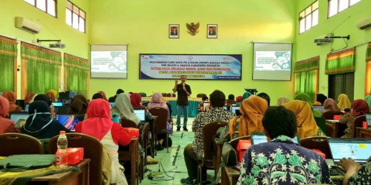 MGMP Bahasa Inggris SMK Sidoarjo Sharing Hasil Dengan BPSDM AWARDS 2023
