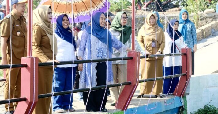 Ning Shasa Sidak 10 Desa Nominasi Peserta Lomba Sidoarjo Resik