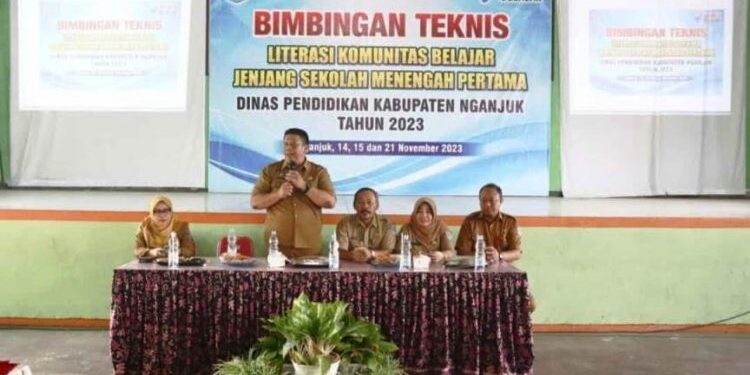 Guru SDN Gelam 1 Jadi Fasilitator Komunitas Literasi Guru SMP se Nganjuk