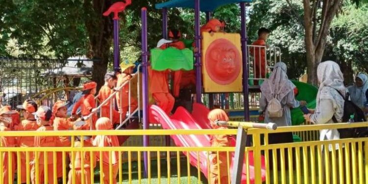 KP-KB Al Falah Darussalam Adakan Kegiatan Wisata Edukasi di Rumah Pintar