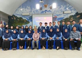 Kepala SMP PGRI 1 Buduran Pesankan Kompetensi Kepada PLP Mahasiswa Unipa Surabaya