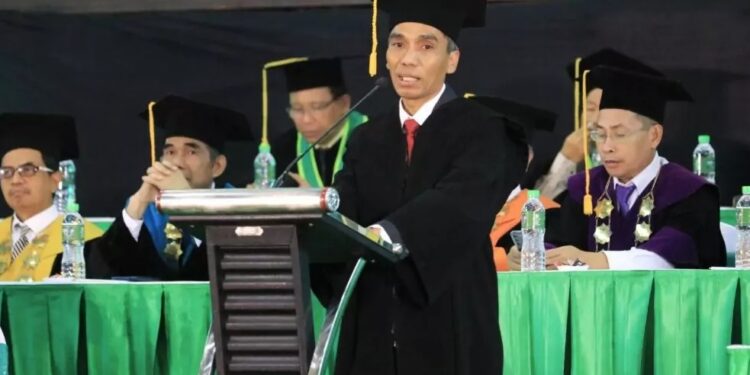 UINSA Surabaya Kukuhkan Achmad Muhibbah Zuhri Sebagai Guru Besar di Bidang Ilmu Teologi Islam Kontemporer
