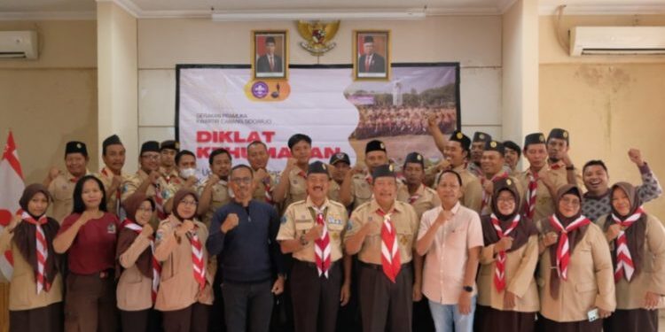 Kwarcab Pramuka Sidoarjo Gelar Diklat MC-Kehumasan