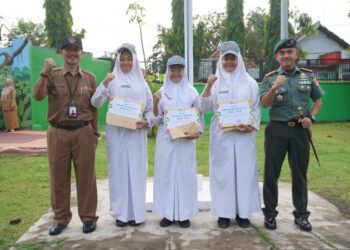 SMAN 1 Krembung Hadirkan Alumni Sukses Beri Motivasi ke Adik-adik Kelasnya