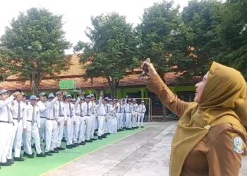Songsong Kegiatan P5, SMAN 1 Tarik Luncurkan Syair”Kita Peduli”