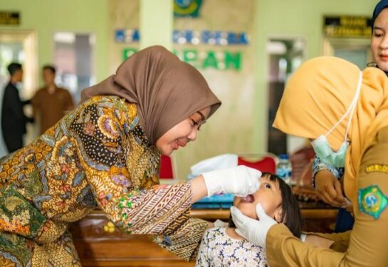 Pelaksanaan PIN Polio Putaran Pertama Ikut Dipantau Istri Wabup Sriatun