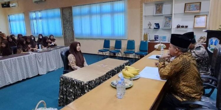 45 Siswa SMAN 1 Krian Ikuti Munaqosah Tahfidz Al Qur’an Oleh Tim Penguji Kemenag