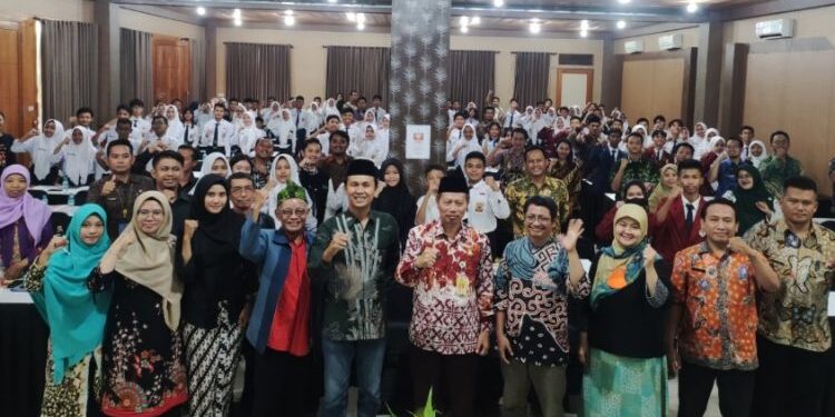 Komunitas BrangWetan Bekali Ratusan Siswa SMP Jadi Satgas Toleransi.