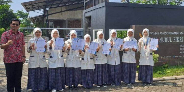 SMP Nufi Semangati Siswanya Kumpulkan Banyak Prestasi