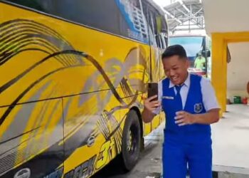 Manggala Abitama, Siswa SMP Muhammadiyah 2 Taman Ambil Pengalaman Hidup Jadi Kernet Bus