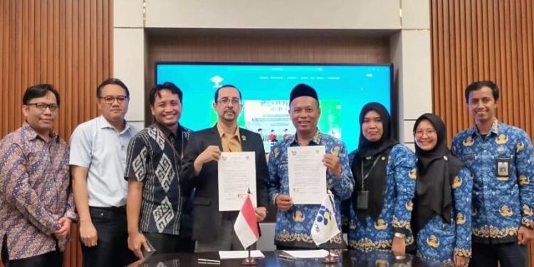 Kembangkan Misi Sekolah, SMAN 1 Krian Lakukan MoU Dengan PENS Surabaya
