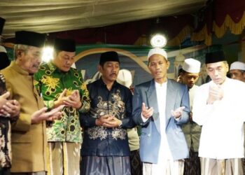 Wabup Subandi Hadiri Haul KH.Sholeh Qosim Juga Mohon Do’a Keselamatan Warganya