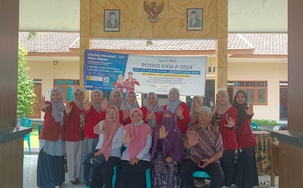 Cegah Stunting KKN Umsida Lakukan Sosialisasi di Desa Sokoreno