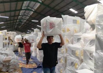 Panwascam Sidoarjo Pastikan Pendistribusian logistik Pemilu Selesai Hari Ini