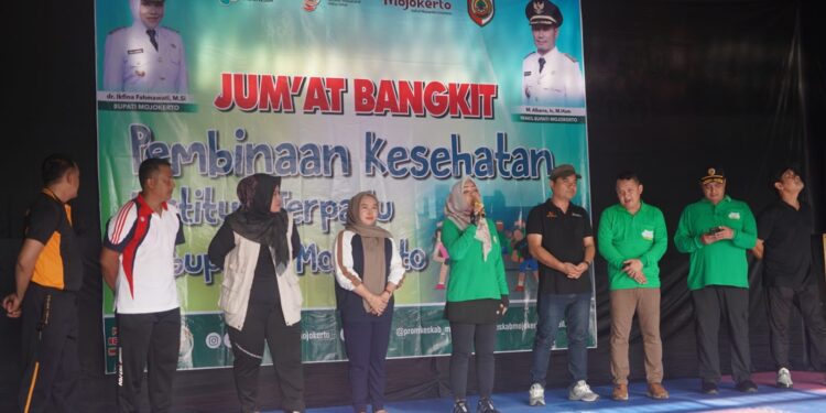 Gelar ‘Jum’at Bangkit’, Bupati Ikfina Pantau Pemeriksaan Kesehatan dan Mental ASN