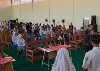 Cabang Dinas Pendidikan Sidoarjo, Gelar Pelatihan Public Speaking Untuk Siswa SMA