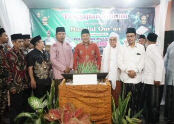 Wabup Subandi Resmikan Musholla Nurul Iman Bungurasih Timur