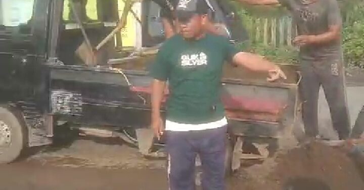 Lubangan Jalan Raya Kletek-Jemundo Banyak Makan Korban