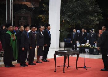 Bupati Muhdlor Lantik 264 Kepala Sekolah, Ada Yang Bertahun Tahun Kosong