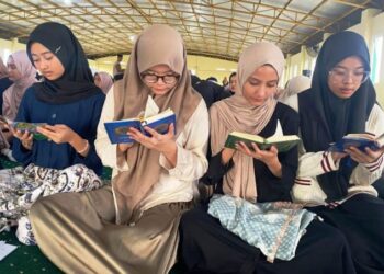 SMA Al Muslim Peringati Nuzulul Qur’an Dengan Hataman-Motivation Spiritual