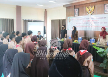 Cegah Pernikahan Dini, Bupati Ikfina Lantik Pengurus Forum Anak ‘Bhakti Pertiwi’