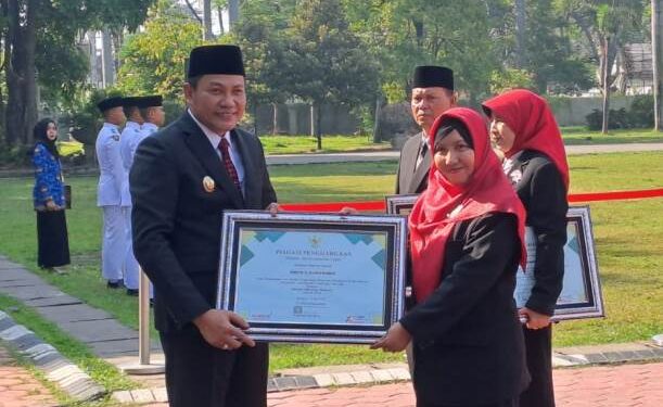 Usai Terima Penghargaan, SMPN 2 Sukodono Siap Menuju Sekolah Adiwiyata Mandiri.