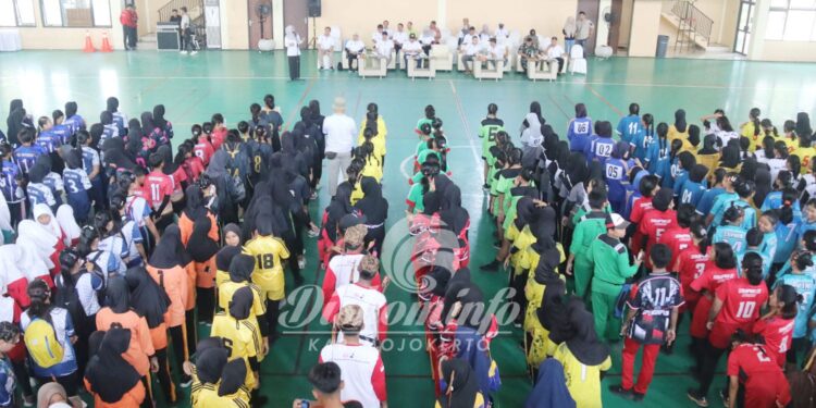 Bupati Mojokerto Gelar Lomba Olahraga Tradisional ‘Bupati Cup 2024’