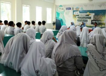 Syukuri Kelulusan, Siswa SMA AL Muslim Lakukan’ Sharing Session’ ke Adik Kelas