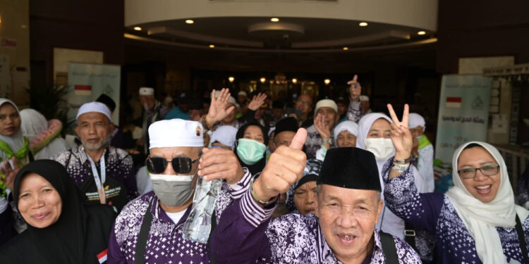 Hari Ini Jama’ah Haji Indonesia Mulai Kembali ke Tanah Air