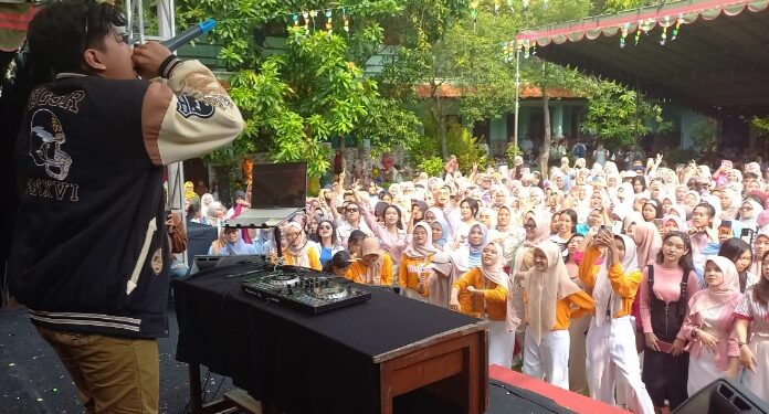 Pentas Seni ‘Meliora’ SMK Negeri 2 Buduran Bagai “full Happy Memories”