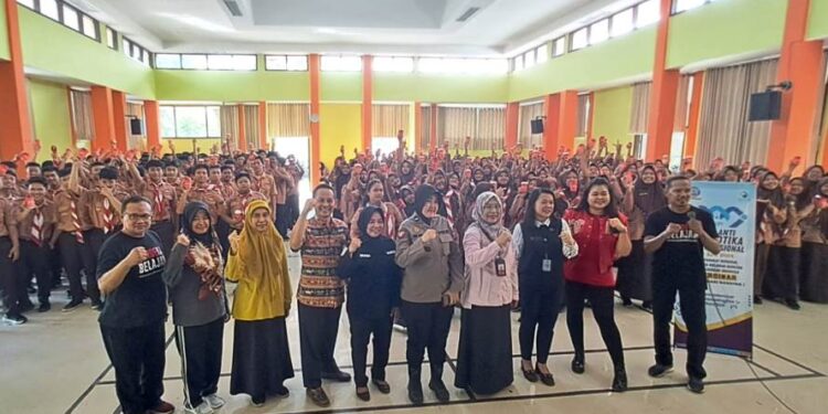 ‘Ngopi Bareng’ Siswa SMA Negeri 1 Gedangan Cegah Narkoba dan Perundungan