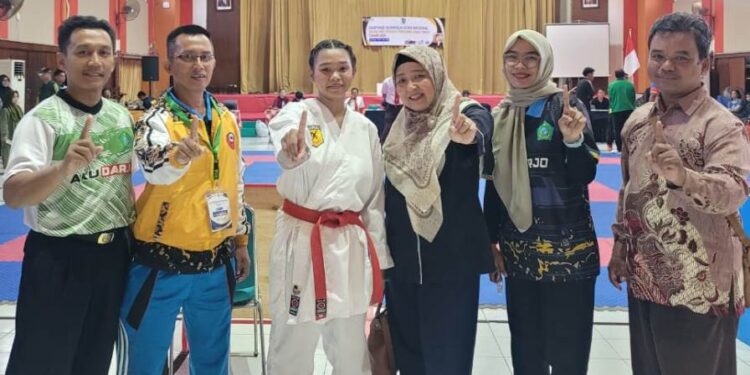 Dua Siswa SMK Antartika Sidoarjo Juara O2SN Jawa Timur 2024