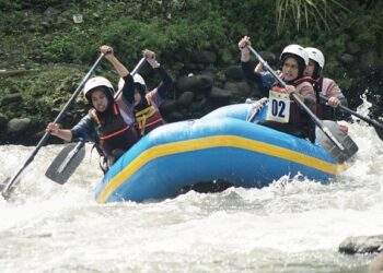 Sukses di Kejurprov, Kini Tim Arung Jeram Putri SMA Wahid Hasyim 2 Ikuti Kejurnas di Jakarta