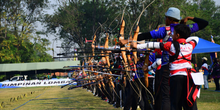 Ratusan Atlet Panahan Berlaga di Barebow 20 M dan Nasional U-13 Kasal Cup 2024