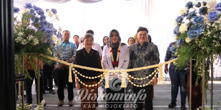 Bupati Ikfina Resmikan Gedung Instalasi Dialisis RS. Sido Waras