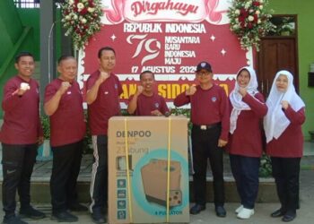 Peringati HUT RI ke 79, SMA Negeri 3 Sidoarjo Ramaikan Dengan Jalan Sehat