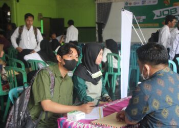 Ratusan Pencaker Ramaikan “Job Fair ” 2024 SMK YPM 1 Taman