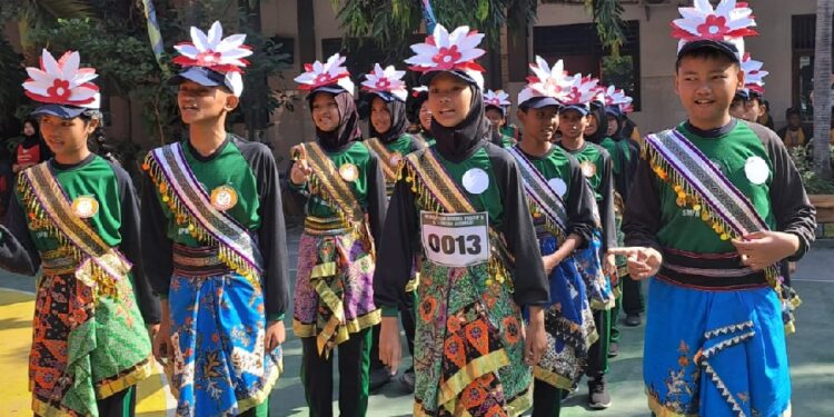 SMP Negeri 3 Sidoarjo Manfaatkan Peringatan HUT RI ke 79 Untuk Wujudkan P5