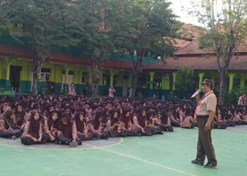 SMA Negeri 1 Tarik Budayakan Membaca Macapat Sebagai Bina Karakter Budaya