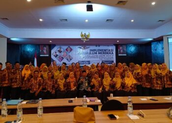 51 Guru SMP Negeri 2 Sukodono Ikuti Program PKB Pembelajaran Kreatif Inovatif Berdiferensiasi